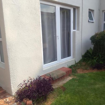 The Apartment On Katherine Street In Central Sandton Johannesbourg Extérieur photo