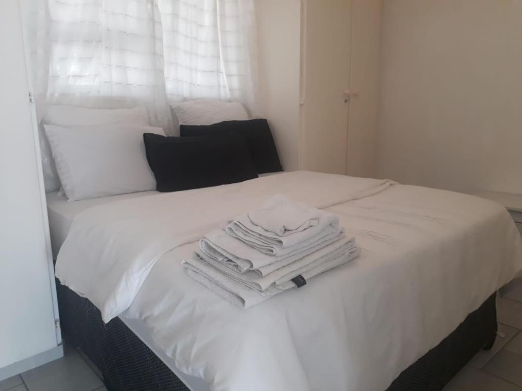 The Apartment On Katherine Street In Central Sandton Johannesbourg Extérieur photo